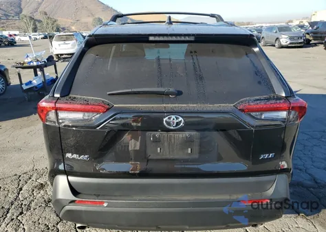 2025 Toyota Rav4 Xle z USA, uszkodzony, nr VIN 2T3W1RFV8SC315496